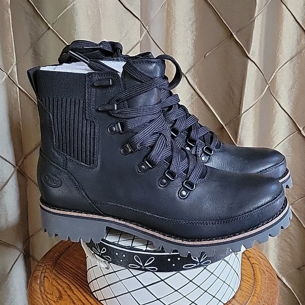 NWOT- Chaco ‘Fields Lace Up’ Waterproof Leather Outdoor Boot